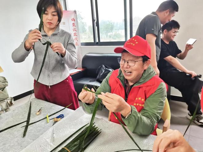 淮安市清江浦区非遗协会走进涟水县周集村AG真人娱乐爱心暖童心 非遗助成长(图3)